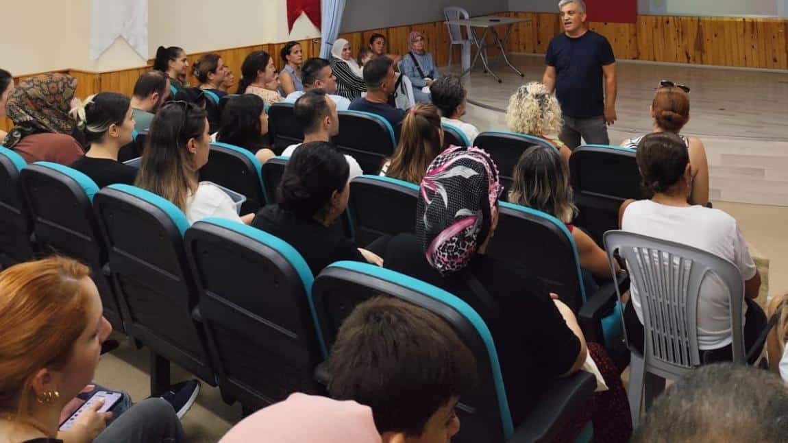 Rehberlik Birimimizin,2025 2026 Eğitim Öğretim Yılı Okula Uyum Sunumu....